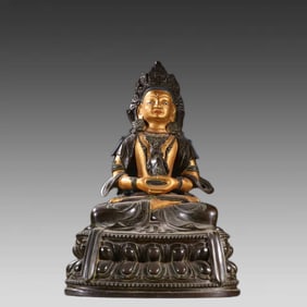 A piece of bronze gold longevity Buddha of the Qing Dynasty