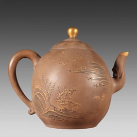 A purple sand depiction of gold landscape landscape poetry pot