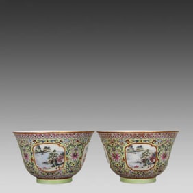 A pair of turquoise green space windows in Jiaqing in the Qing Dynasty landscape poetry bowls
