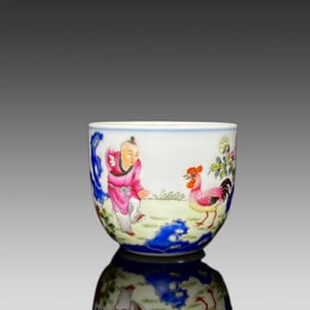 A piece of pastel royal inscription poem pattern chicken bowl cup