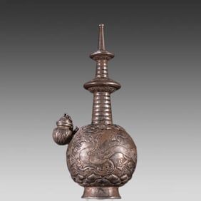 A piece of Tang's sterling silver horse's head leather pouch pot
