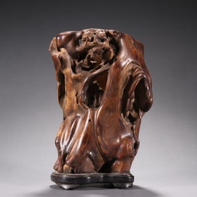 A piece of Wending natural yellow flower pen holder