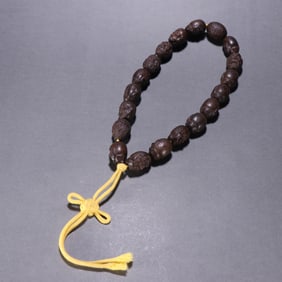 One piece of agarwood Arhat eighteen sons handheld