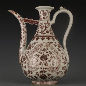 A Yongle glazed red pot from the Ming Dynasty