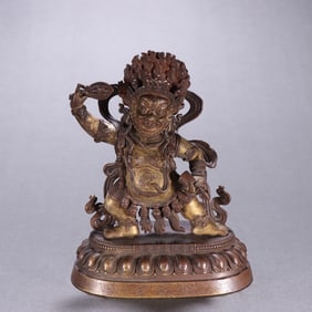 A piece of Qing Dynasty six-grade Buddha building bronze gilt achievement Buddha