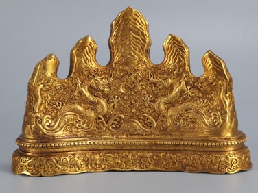 A piece of Qing Dynasty bronze gilt pen holder