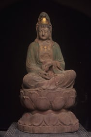 A statue of Guanyin carved from wood in the Ming Dynasty