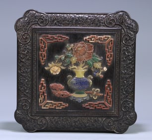 A piece of red sandalwood inlaid with Bogutu jewelry lid box from the Qing Dynasty