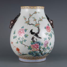 A piece of the Qing Dynasty's pastel flower and bird pattern deer head