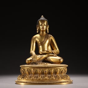 A piece of Qing Dynasty bronze gilt Shakyamuni Buddha