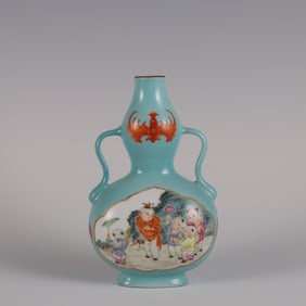A piece of turquoise green pastel window baby play picture of the Qing Dynasty Ruyi ear gourd flat