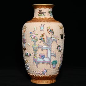 A piece of a Qing Dynasty Qianlong year pastel relief gilt Bogu floral pattern lantern bottle