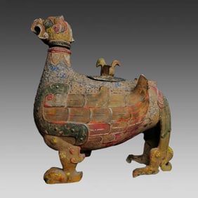 A piece of the Warring Han Dynasty bronze painted bird statue