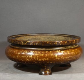 One piece of Qing Dynasty mustache furnace