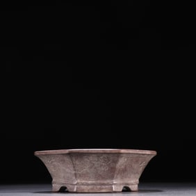 A famous purple sand plum blossom pattern eight-sided flower pot