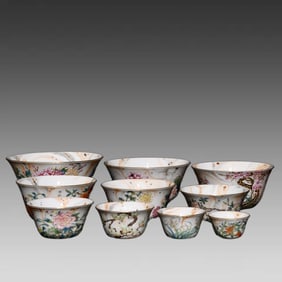 A set of stone glaze pastel ten gentlemen flower pattern bowls made in the Qianlong year of the Qing