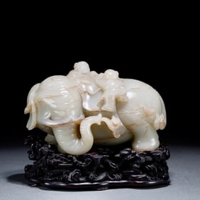 A piece of Hetian jade boy washing elephant elephant ornament