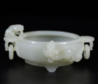 One piece of Hetian jade double dragon furnace
