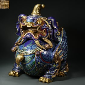 A piece of cloisonné enamel from the Qing Dynasty Pixiu