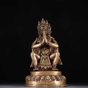 A bronze bronze Dapeng bird statue from the Qing Dynasty