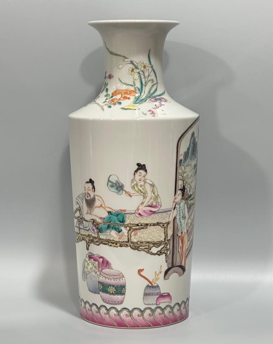 A pastel character story straight bottle made in the Yongzheng year of the Qing Dynasty: Qing Dynasty Yongzheng year made pastel character story straight bottle Size: H:33.5cm Belly D:14cm (The Dimensions Of All Batches Are Manually Measured.If You Need More Detailed Information, Please C
