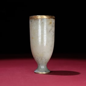 A wine glass of Western Han jade