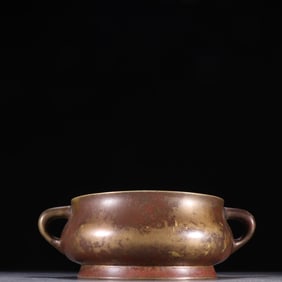 A piece of copper tossel dragon ear incense burner