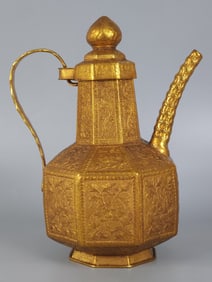 A bronze gilt pot from the Qing Dynasty