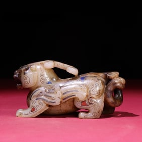 A white jade cuo gold seal inlaid with precious stones Rui beast knick-knack