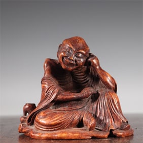A skinny Arhat ornament carved from bamboo in the Qing Dynasty