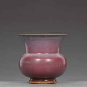 A piece of Jun kiln rose purple glazed slag bucket type flower pot from the Song Dynasty