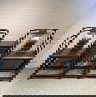 A set of rosewood chairs from the Qing Dynasty: A set of rosewood chairs from the Qing Dynasty Size: L:59cm W:50cm H:49cm Back H:94cm Coffee table L:37cm W:48cm H:65cm (The Dimensions Of All Batches Are Manually Measured.If You Need More Detailed I
