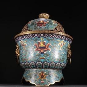 A piece of bronze gilt cloisonne cloisonne animal head ear incense burner from the Qing Dynasty