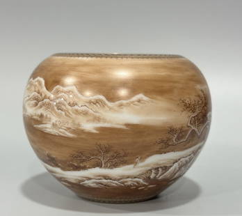 A piece of the Qing Dynasty Yongzheng year system of landscape figures snow scene brush wash: The Qing Dynasty Yongzheng year system of landscape figures snow scene brush wash Size: H:7.3cm Belly D:9.2cm Orifice D:5.5cm (The Dimensions Of All Batches Are Manually Measured.If You Need More Deta