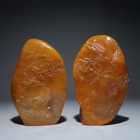 A piece of money, thin iron, carved Tian Huang carving, two seals