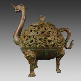 A bronze dragon head of the Han Dynasty standing bird three-legged smoke