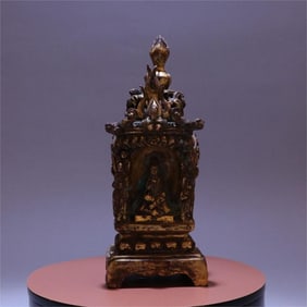 A bronze gilt Buddha shrine of the Northern Wei Dynasty