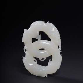 A piece of Hetian jade dragon and phoenix pattern pei