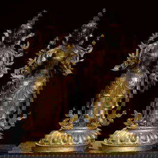 A pair of bronze gilt Tibetan Bodhisattva statues: A pair of bronze gilt Tibetan Bodhisattva statues of Buddhas Size: H:49cm W:19cm T:12cm W:8.76kg (The Dimensions Of All Batches Are Manually Measured.If You Need More Detailed Information, Please Cont