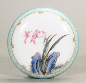 A Qing Dynasty Yongzheng year made enamel travertine flower clay box