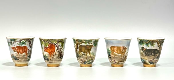 A set of enamel color five ox cups made in the Qing Dynasty