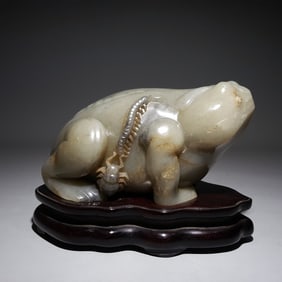 A piece of Qing Dynasty Hetian jade toad