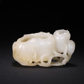 A piece of old Hetian jade lotus leaf wash