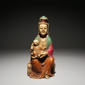 A piece of Shoushan hibiscus stone painted Guanyin send-off