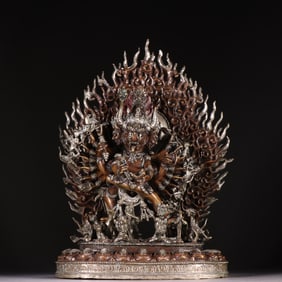 A bronze gilt silver statue of King Kong from the Qing Dynasty