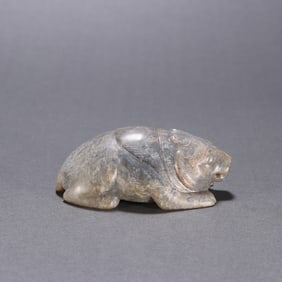 A piece of ancient jade bear from the Han Dynasty