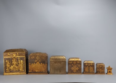 A beautiful bronze gilt flower seven-layer treasure culvert box