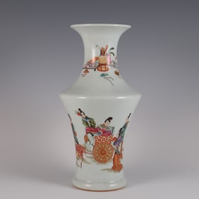 A piece of the Qing Dynasty Yongzheng year made pastel Magu worship longevity picture bottle