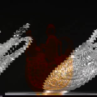 A piece of Liaojin's crystal-filled gold-filled figure riding an elephant holding a pot: Liaojin's crystal-clad gold-filled figure rides an elephant and holds a pot SIZE: H:21.5cm W:14cm W:1420g (The Dimensions Of All Batches Are Manually Measured.If You Need More Detailed Information, Pl