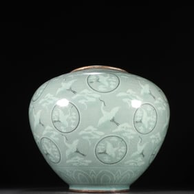 A Song Dynasty Goryeo porcelain crane vase